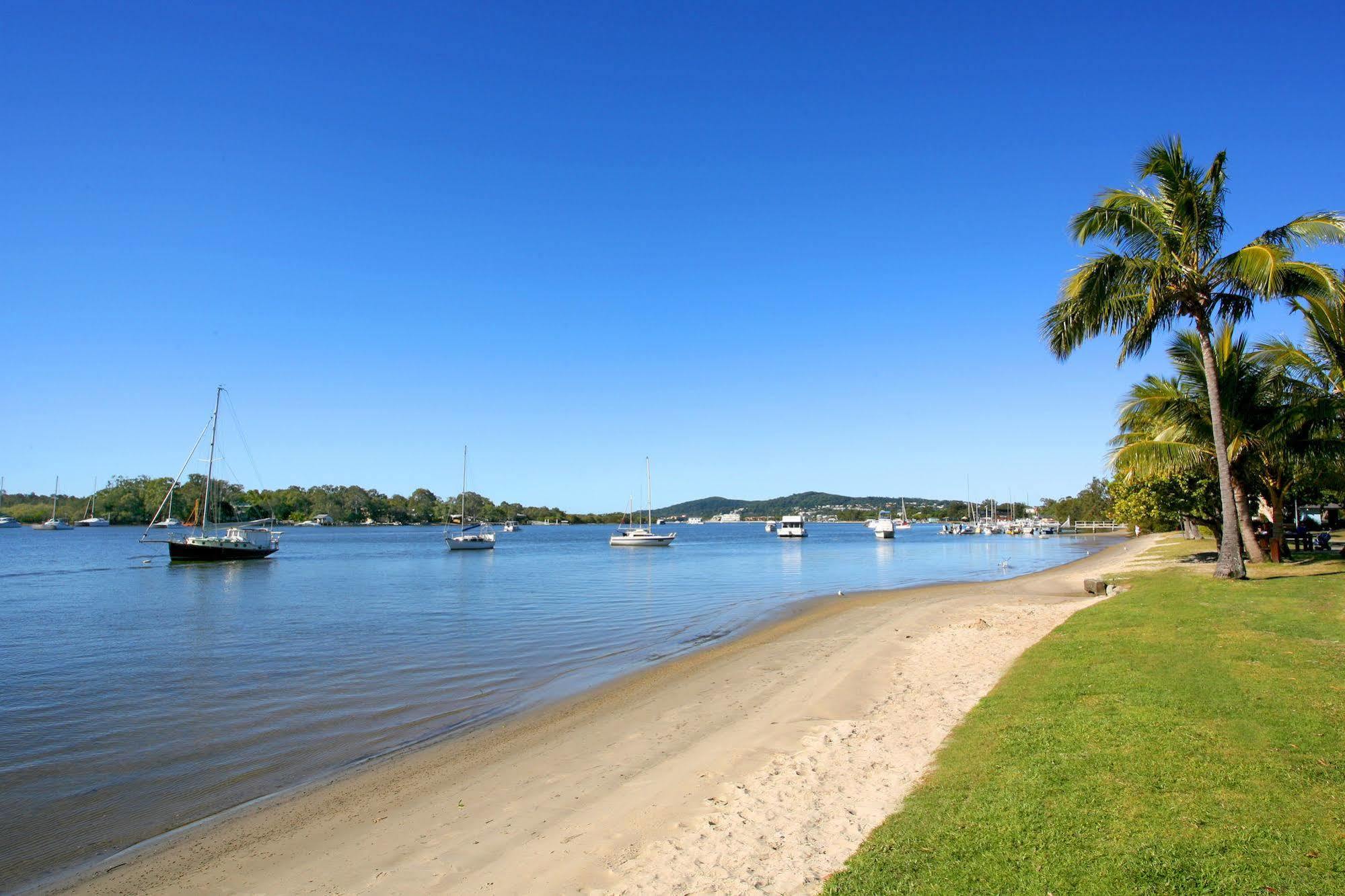 Regency Waterfront Noosa Aparthotel Noosaville Exterior foto